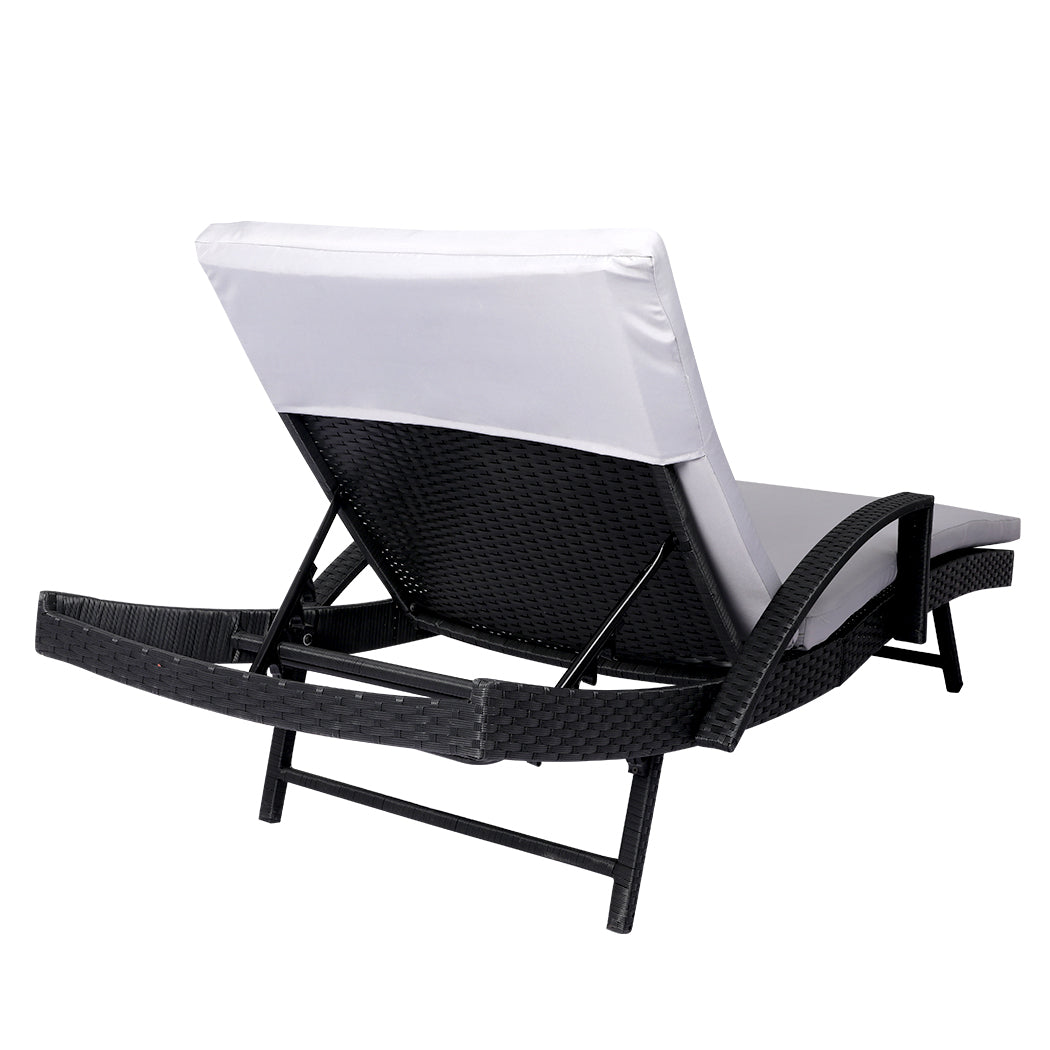Levede Sun Lounger Wicker Lounge Outdoor Furniture Garden Patio Bed Cushion Pool